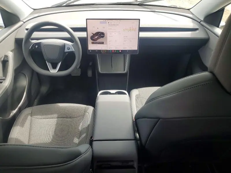 2026 TESLA MODEL Y   