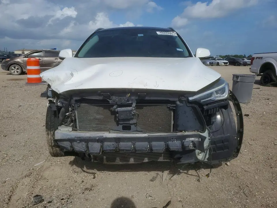 2020 INFINITI QX50 LUXE  