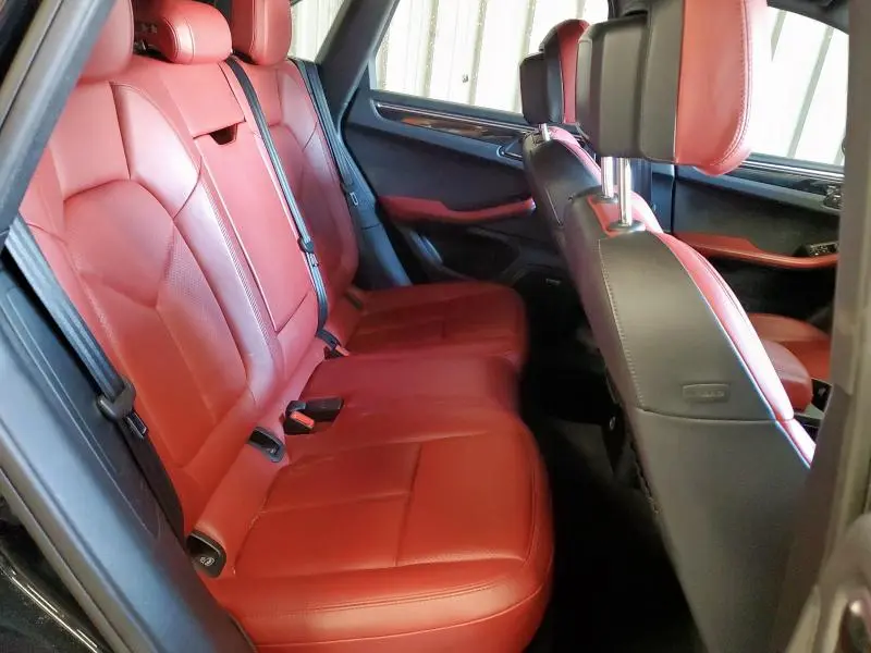 2018 PORSCHE MACAN S  