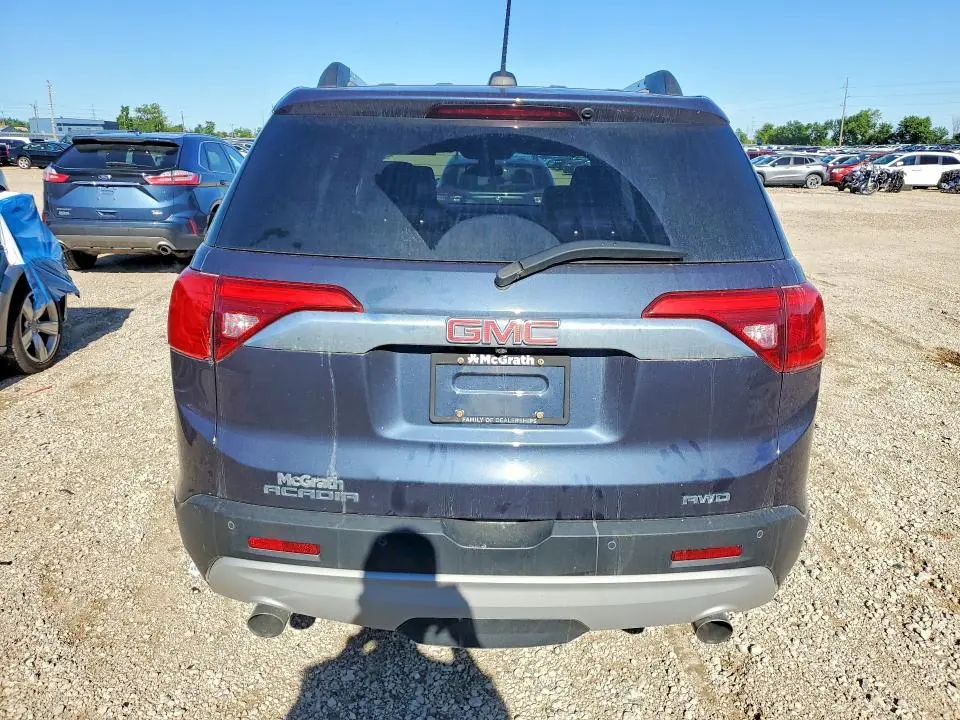 2018 GMC ACADIA SLT-2  