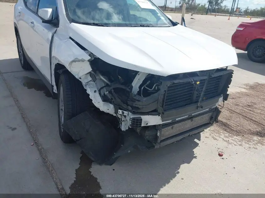 2024 GMC TERRAIN FWD SLT