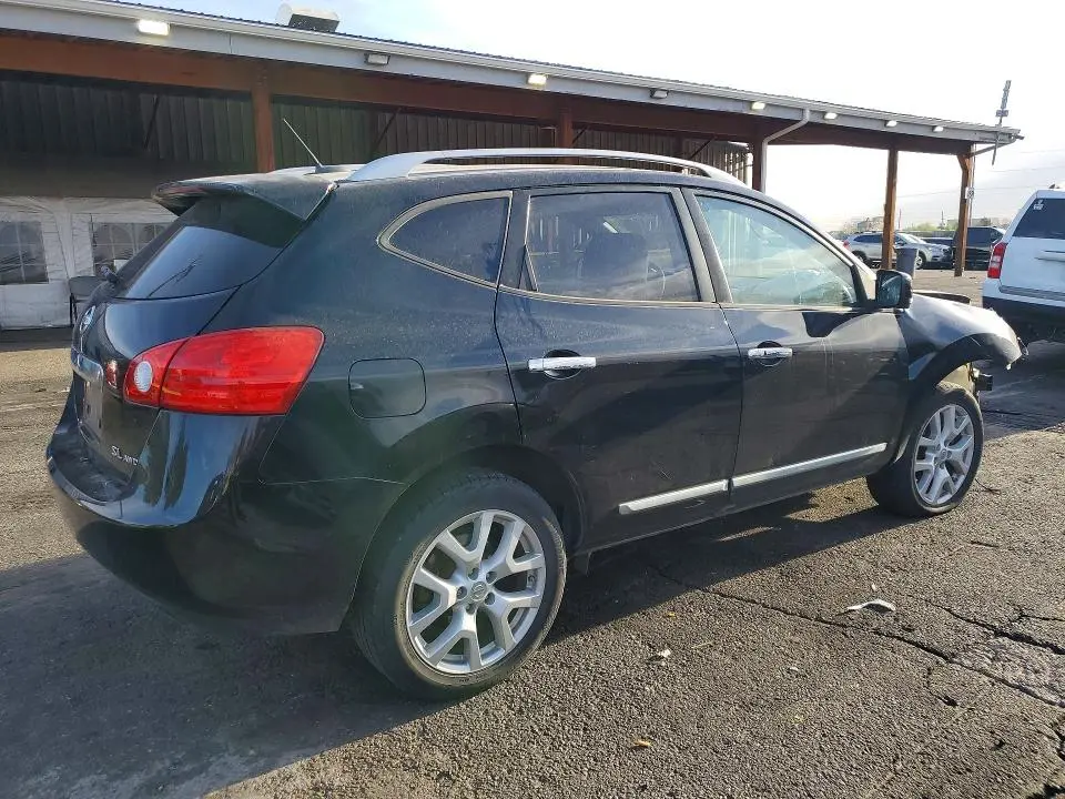 2012 NISSAN ROGUE S  
