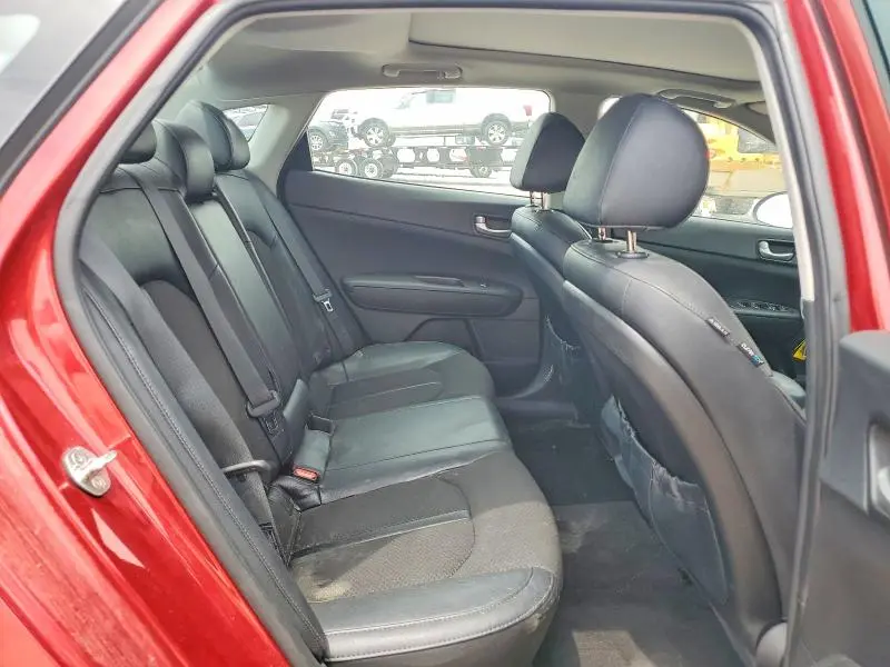 2018 KIA OPTIMA S  