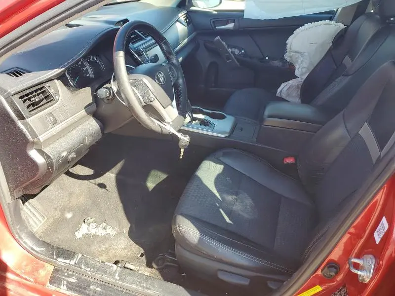 2014 TOYOTA CAMRY SE  