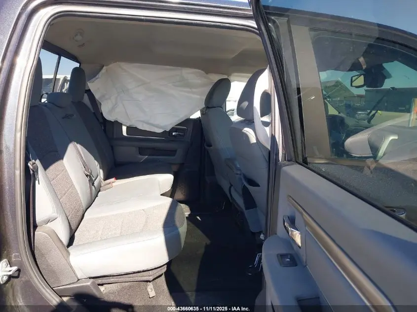 2017 RAM 1500 BIG HORN  4X4 5'7 BOX