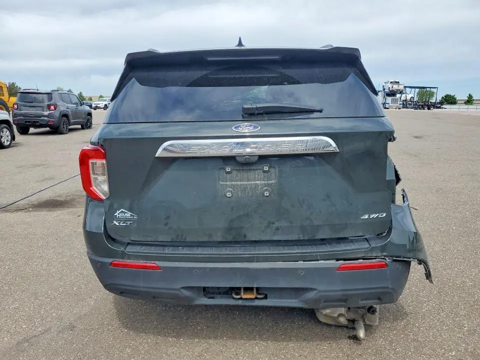 2022 FORD EXPLORER XLT  