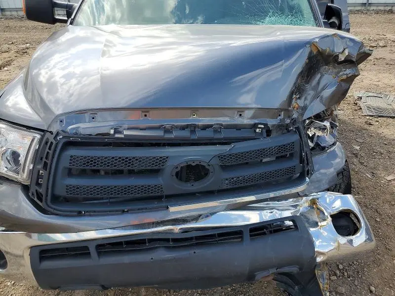 2011 TOYOTA TUNDRA DOUBLE CAB SR5  