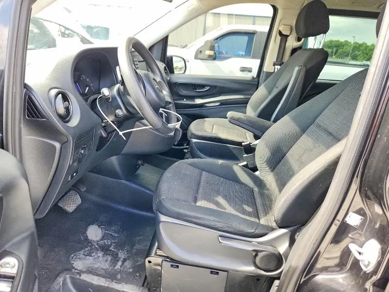 2019 MERCEDES-BENZ METRIS   