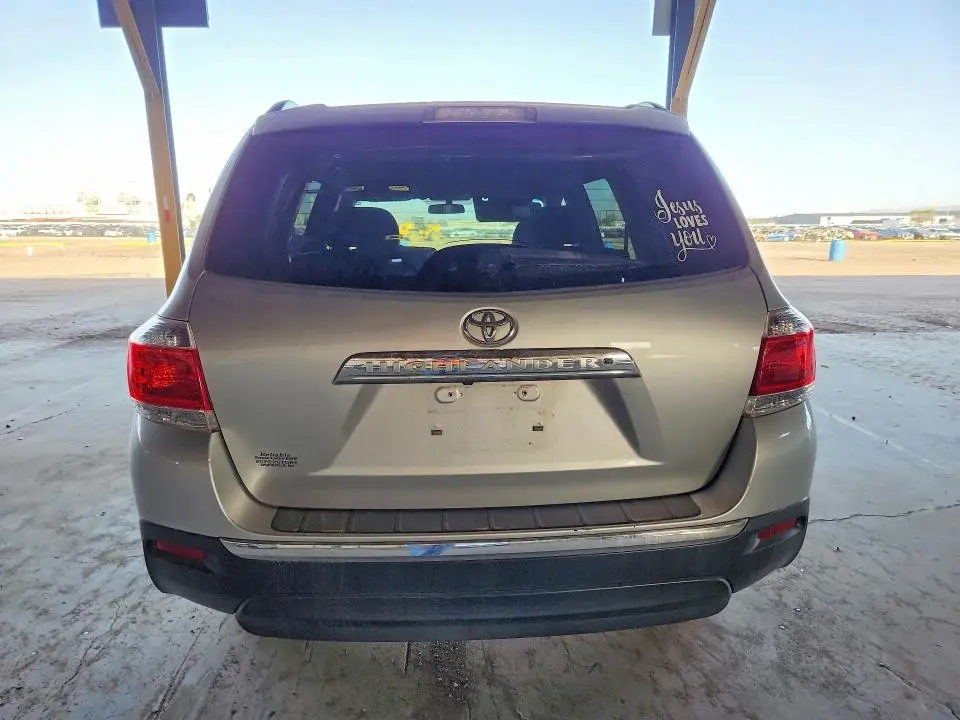 2012 TOYOTA HIGHLANDER BASE  