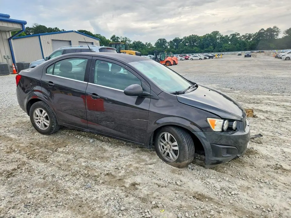 2013 CHEVROLET SONIC LT  
