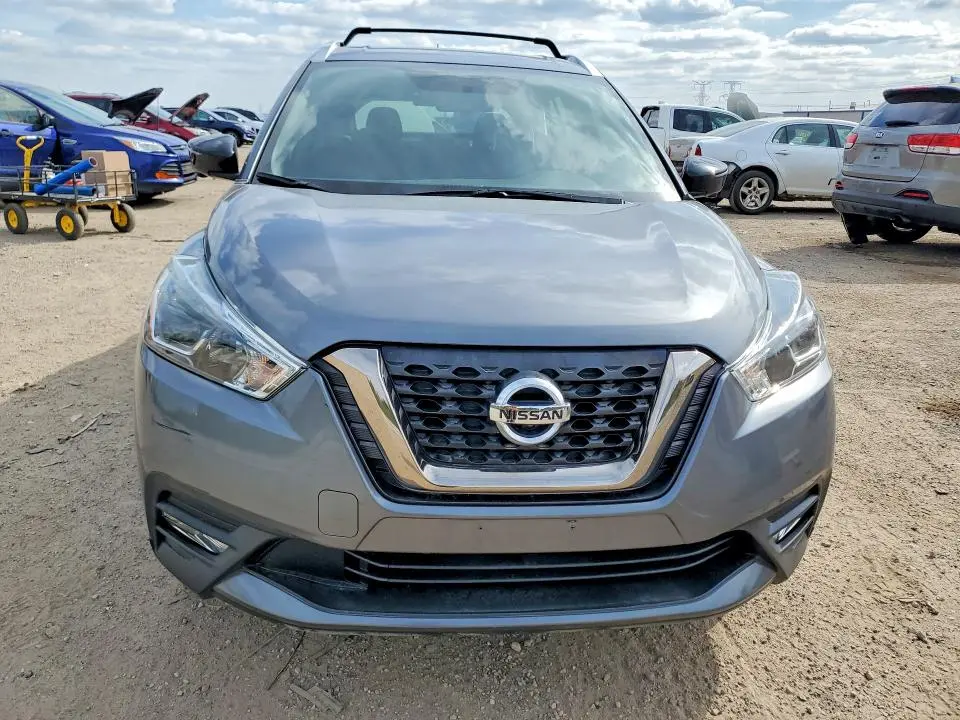 2019 NISSAN KICKS SR  