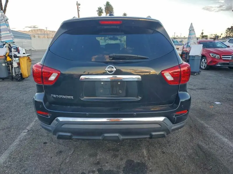 2019 NISSAN PATHFINDER S  