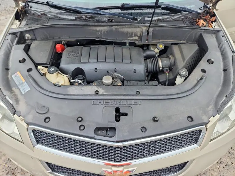 2011 CHEVROLET TRAVERSE LT  