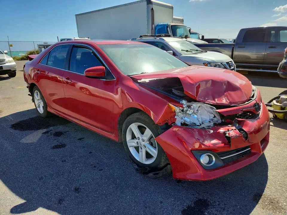 2014 TOYOTA CAMRY L  