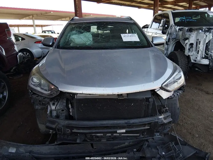 2018 HYUNDAI SANTA FE SE