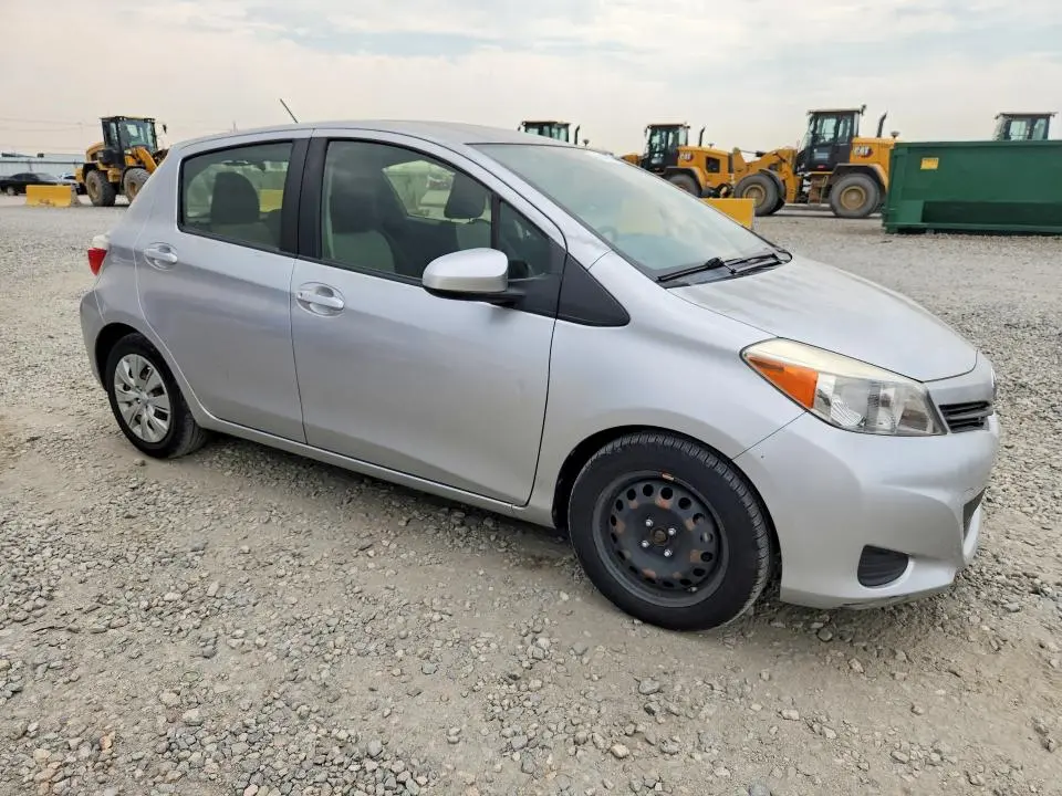 2014 TOYOTA YARIS 5-DOOR L  