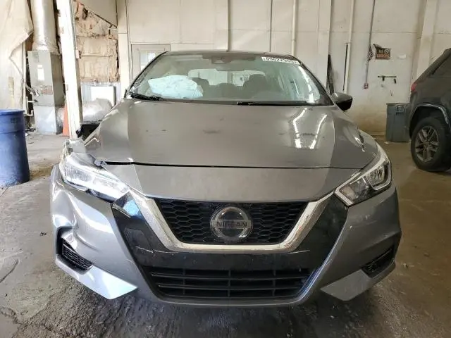 2021 NISSAN VERSA SV  