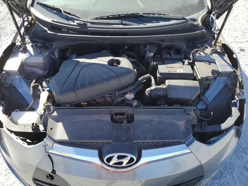 2017 HYUNDAI VELOSTER   