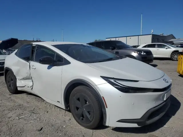 2024 TOYOTA PRIUS LE  