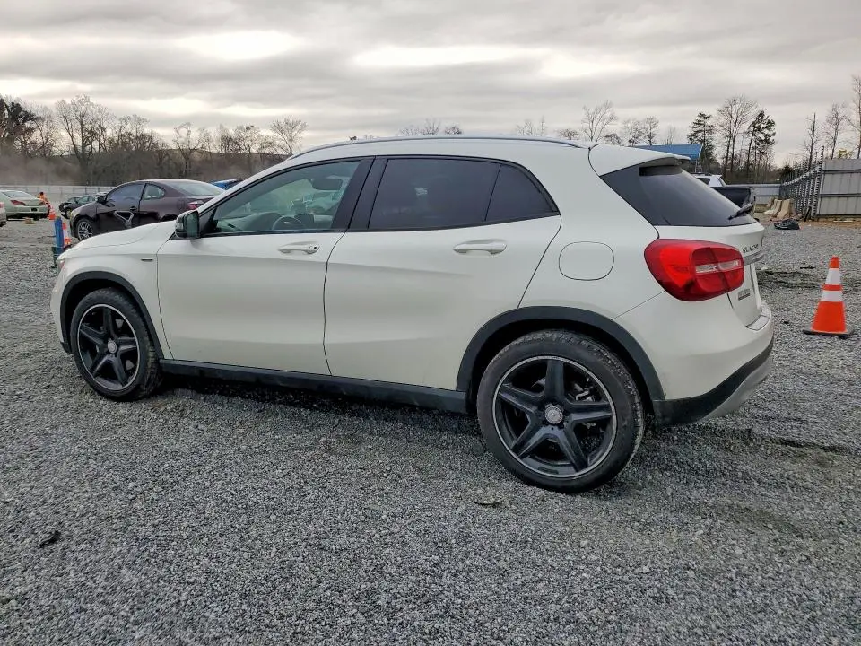 2015 MERCEDES-BENZ GLA 250 4MATIC  