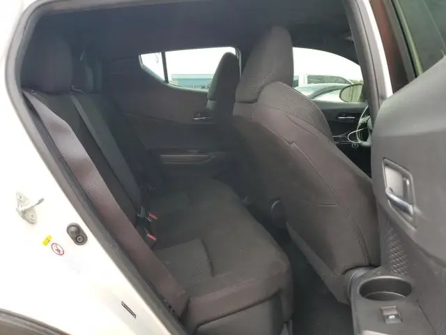 2019 TOYOTA C-HR XLE