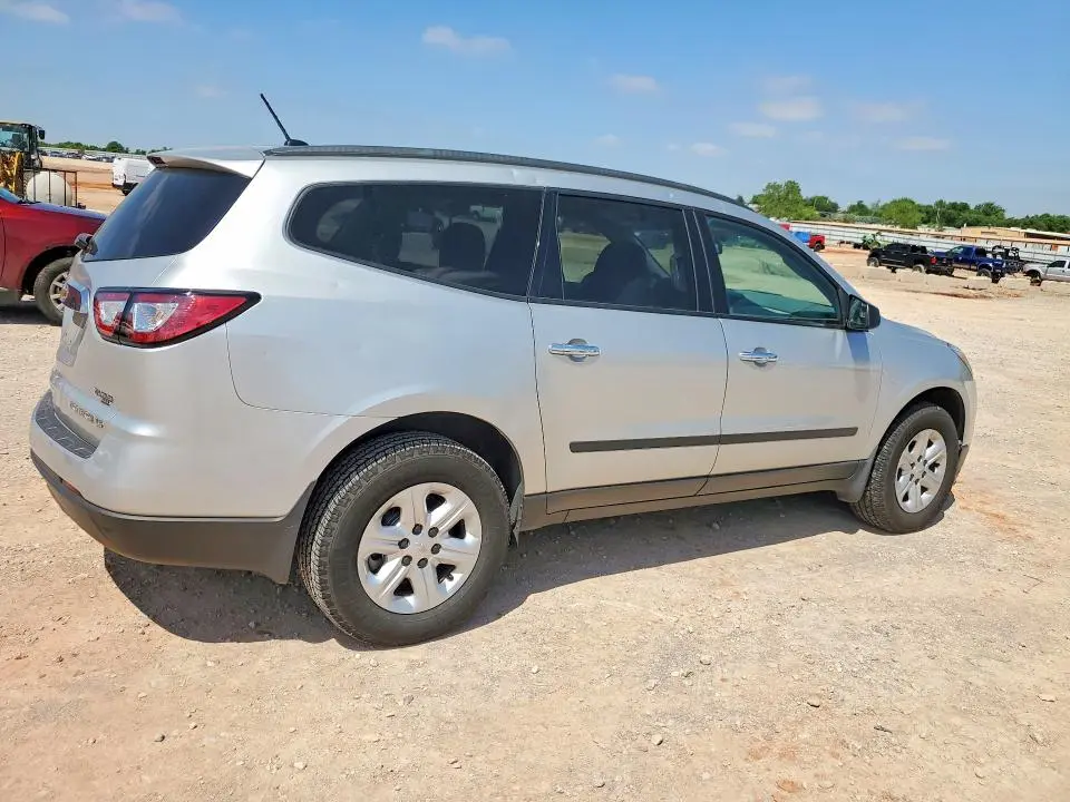 2014 CHEVROLET TRAVERSE LS  