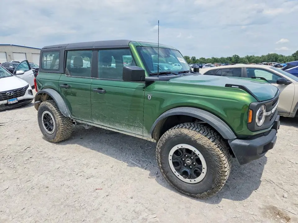2022 FORD BRONCO BASE  