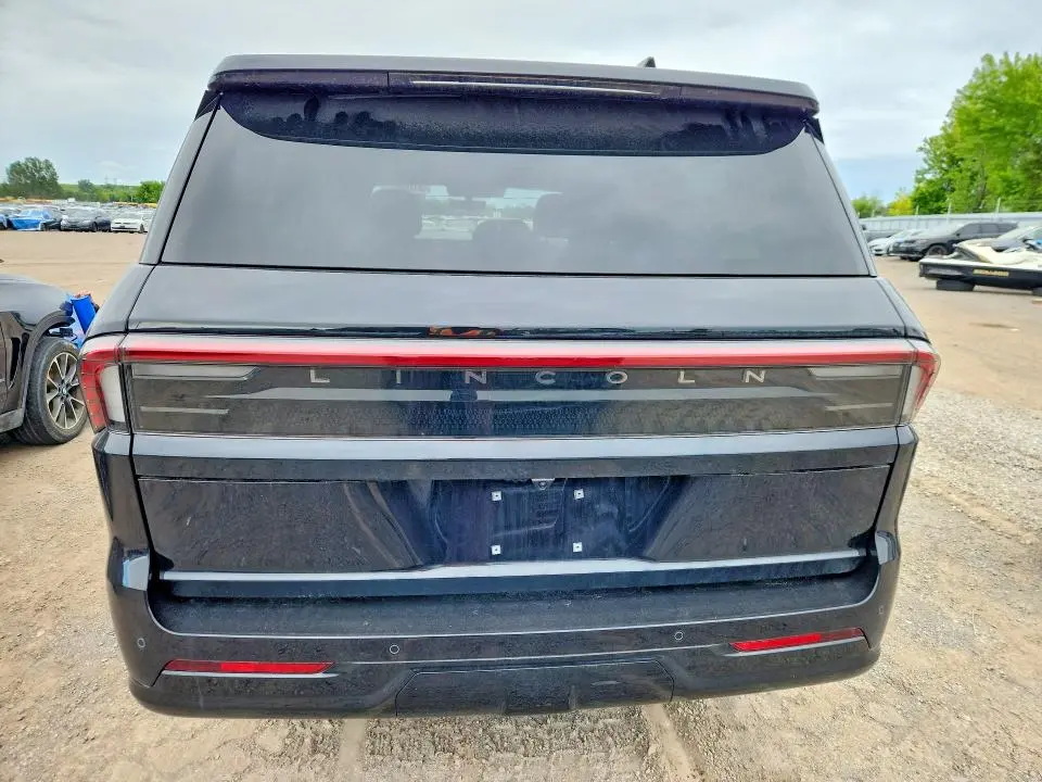 2025 LINCOLN NAVIGATOR L RESERVE  
