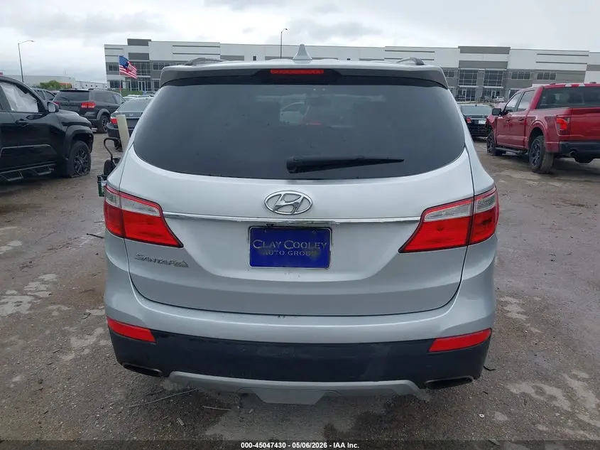 2016 HYUNDAI SANTA FE SE