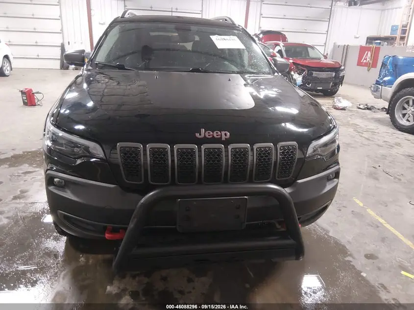 2019 JEEP CHEROKEE TRAILHAWK 4X4