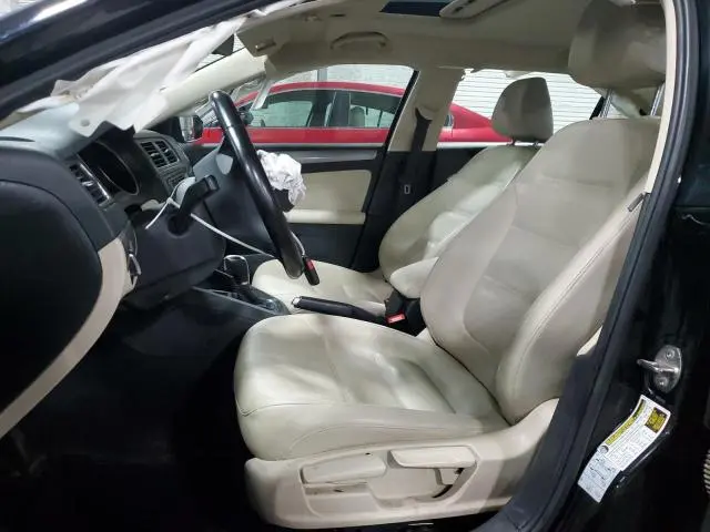 2018 VOLKSWAGEN JETTA SE  