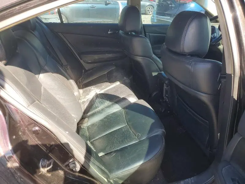 2010 NISSAN MAXIMA S  