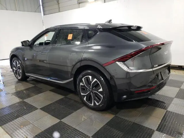 2024 KIA EV6 LIGHT  