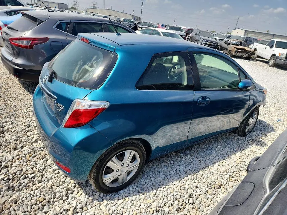 2013 TOYOTA YARIS 3-DOOR LE  