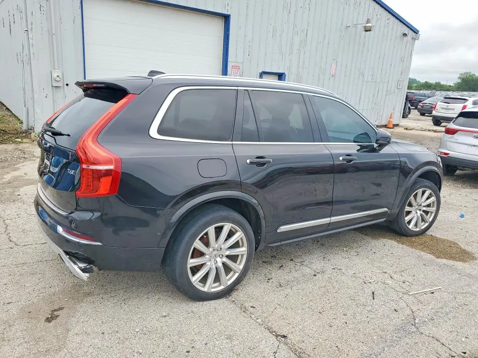 2016 VOLVO XC90 T6  