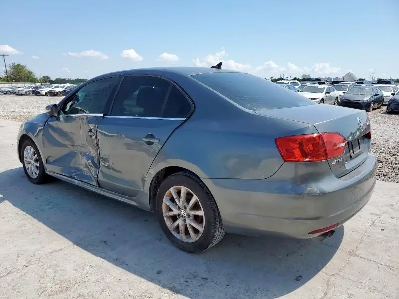 2014 VOLKSWAGEN JETTA SE  