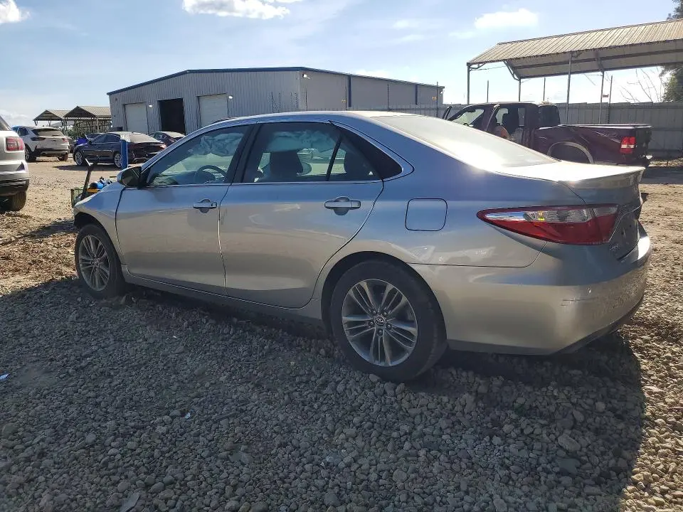 2015 TOYOTA CAMRY SE  