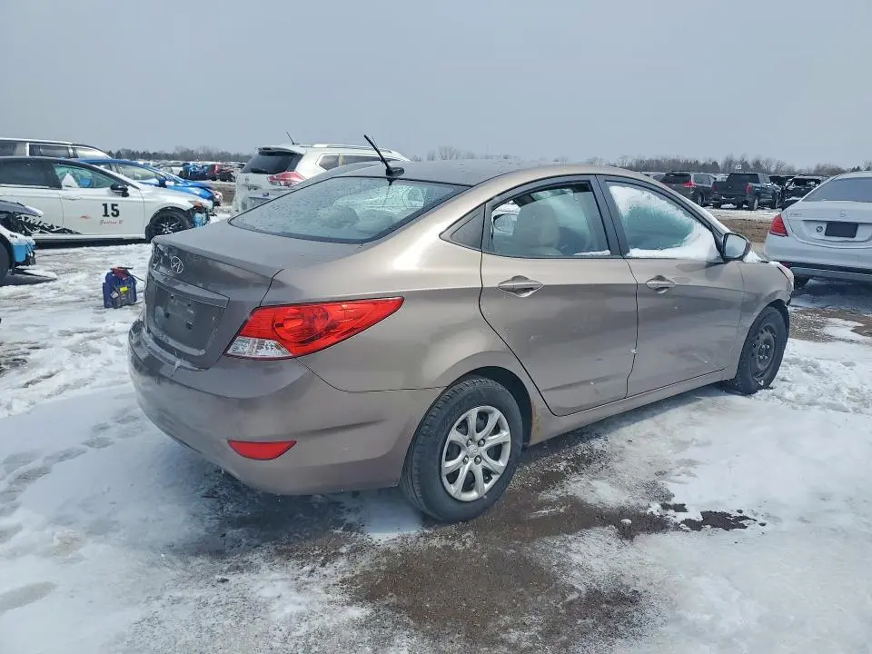2013 HYUNDAI ACCENT GLS  