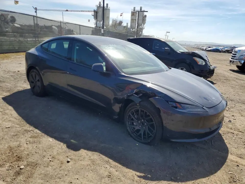 2025 TESLA MODEL 3   
