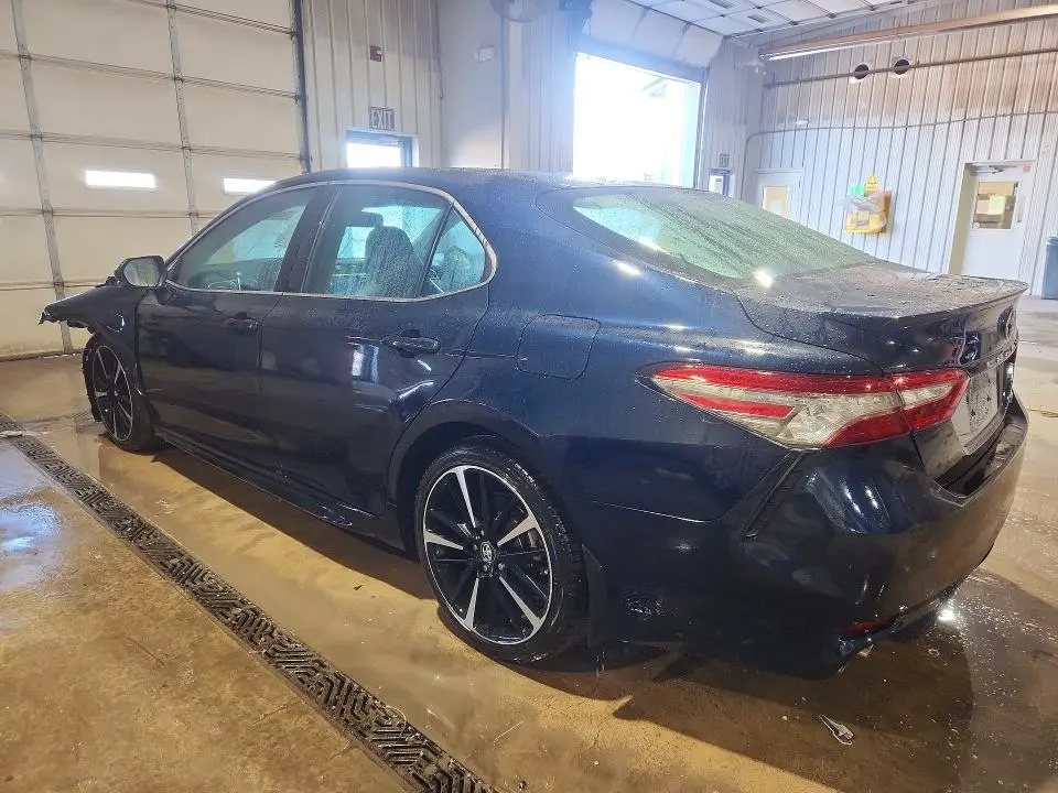 2018 TOYOTA CAMRY XSE  