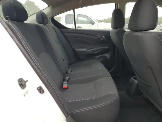 2018 NISSAN VERSA S  