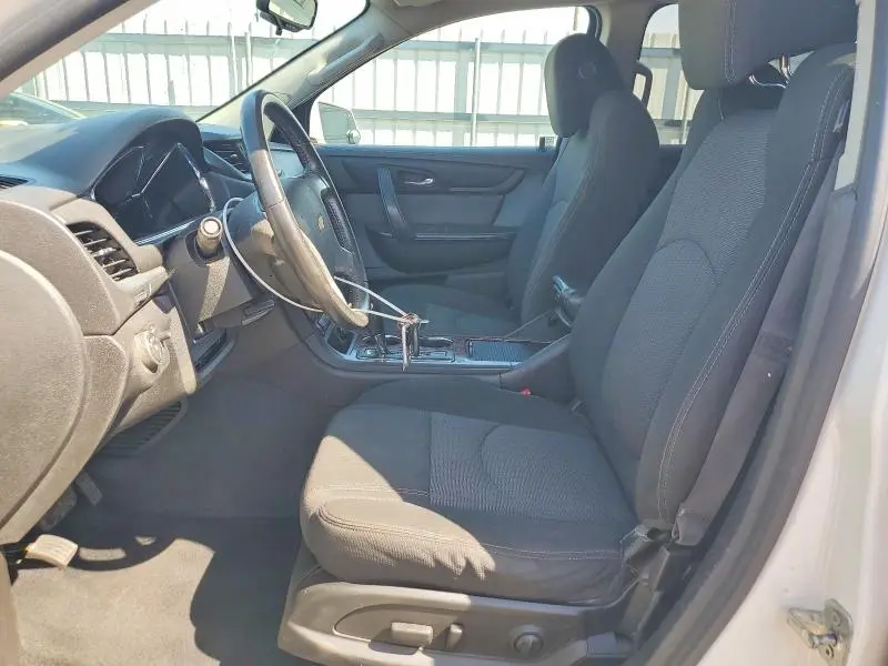 2014 CHEVROLET TRAVERSE LT  