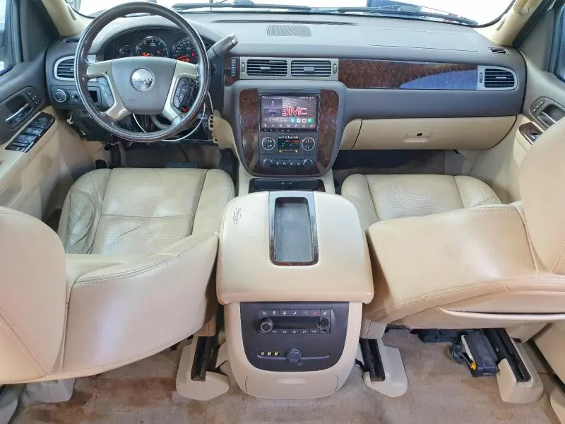 2010 GMC YUKON DENALI  
