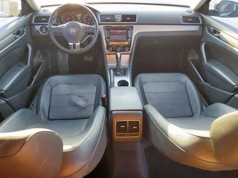 2014 VOLKSWAGEN PASSAT SE  