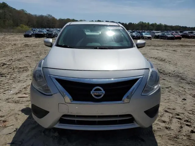 2019 NISSAN VERSA S  