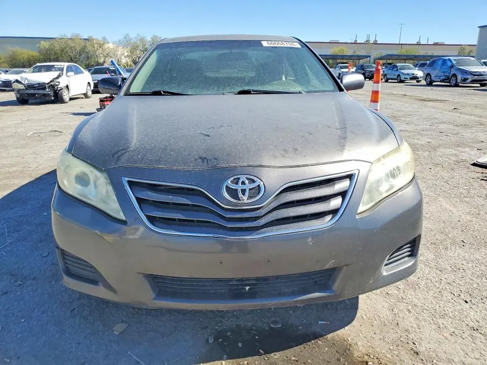 2010 TOYOTA CAMRY LE  
