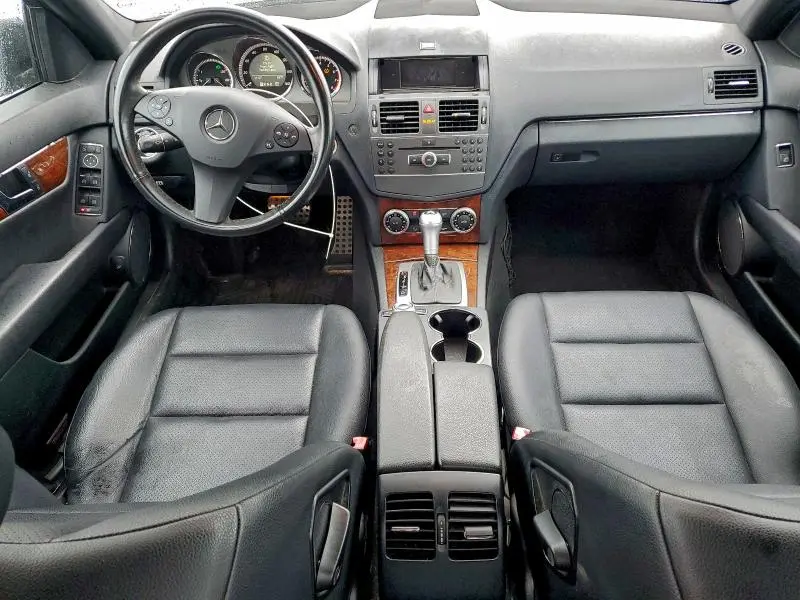 2011 MERCEDES-BENZ C 300  