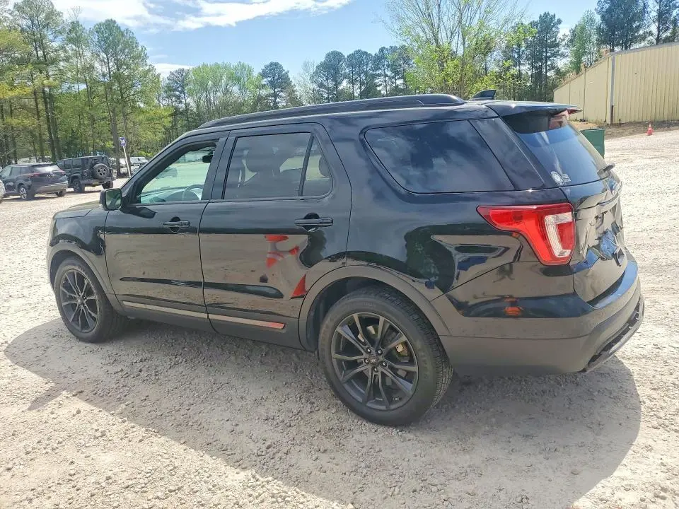 2017 FORD EXPLORER XLT  