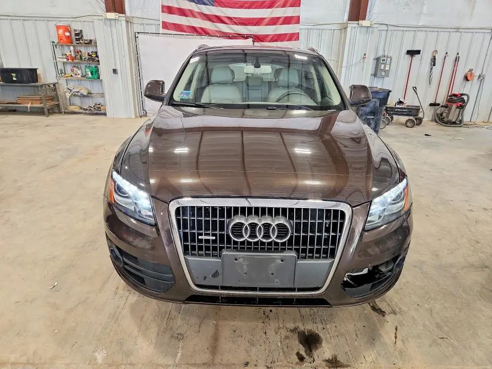 2011 AUDI Q5 PREMIUM PLUS  