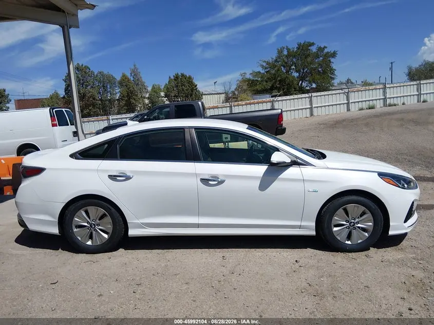 2018 HYUNDAI SONATA HYBRID SE